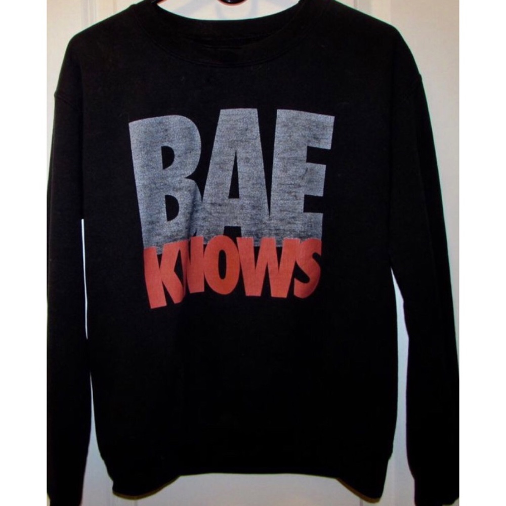 PacSun Black Graphic Sweater
